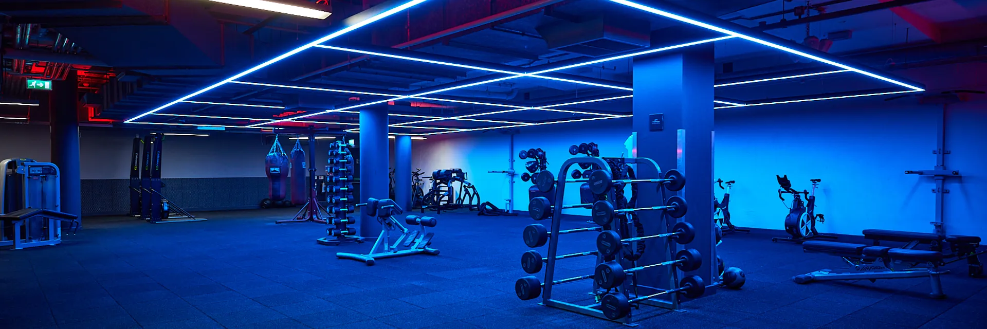 Fitnessfirst W21 Interiors Bath 009