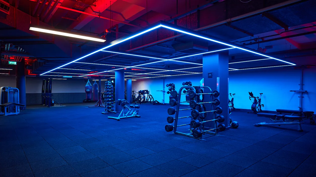 Fitnessfirst W21 Interiors Bath 009