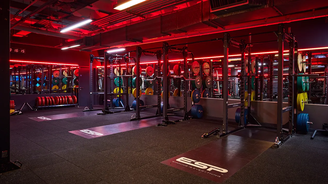 Fitnessfirst W21 Interiors Bath 027