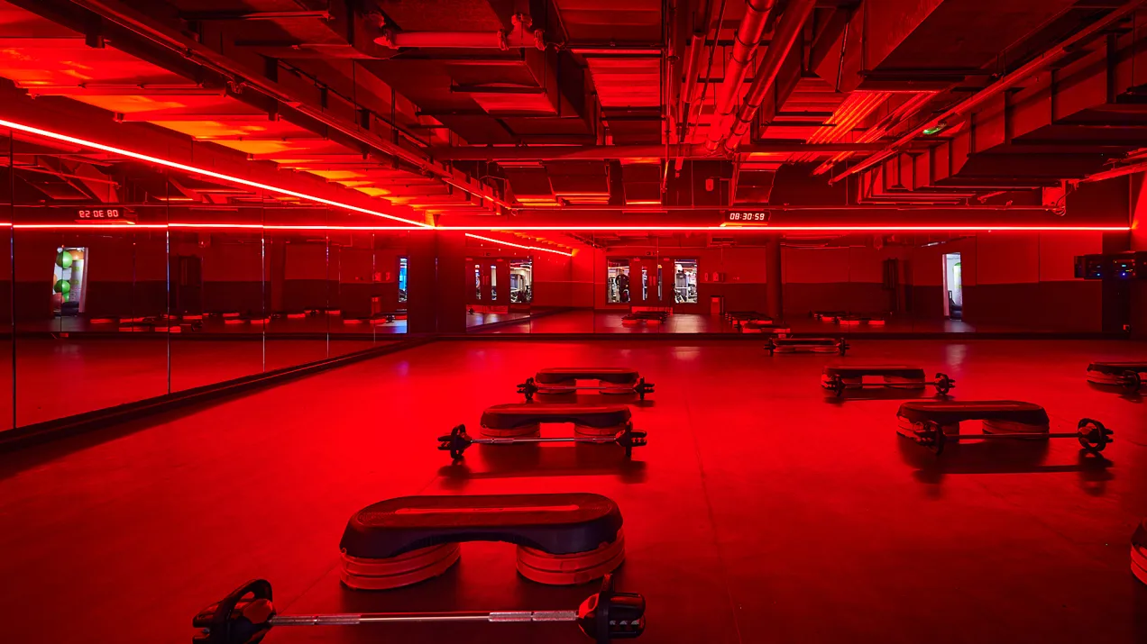 Fitnessfirst W21 Interiors Bath 051